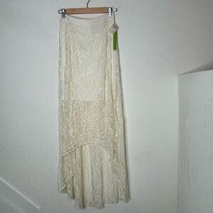 Alice + Olivia NWT Hi Lo Lace Midi Skirt Size 2 Ivory Sheer Lined
